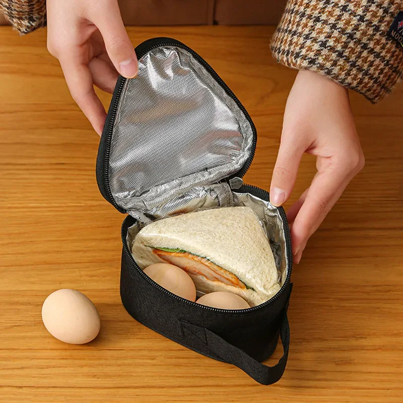New Triangle Thermal Lunch Bag - Thermoplastic Pellet recension och pris